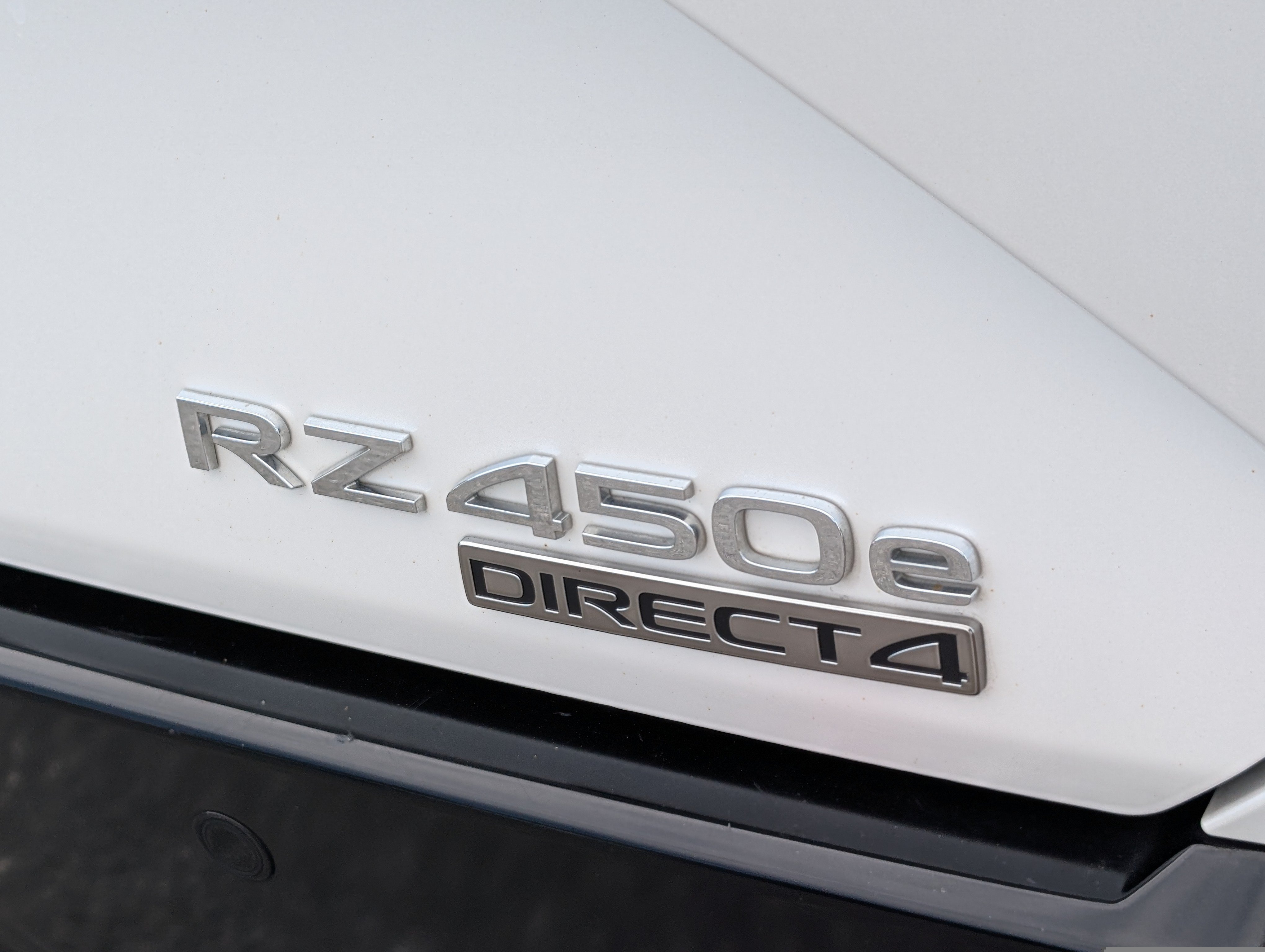 Used 2023 Lexus RZ 450e Premium w/ Technology Package AWD/4WD image 9