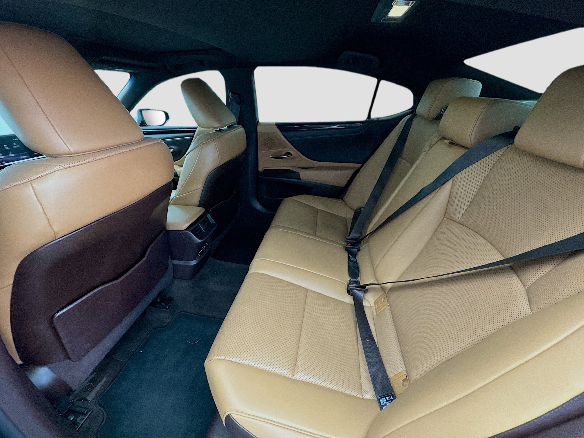 Used 2021 Lexus ES 300h w/ Accessory Package image 16