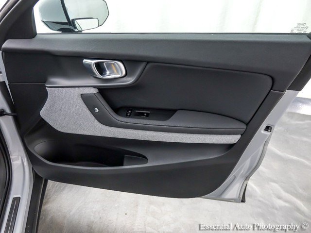 Used 2022 Polestar Polestar 2 long range w/ Performance Package image 28