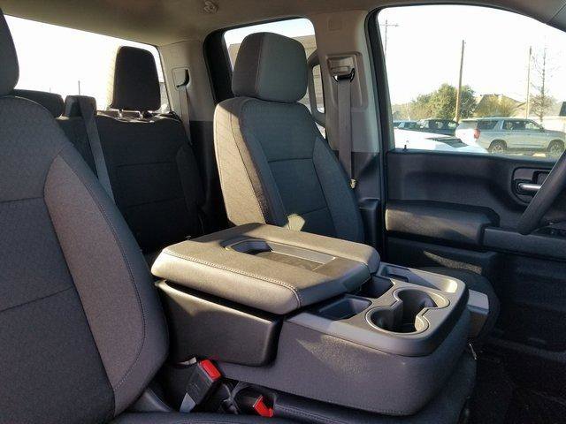 New 2026 Chevrolet Silverado 2500 Custom w/ Custom Convenience Package image 16