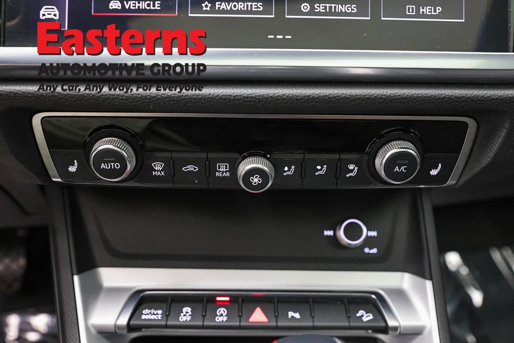 Used 2025 Audi Q3 2.0T Premium AWD/4WD image 21