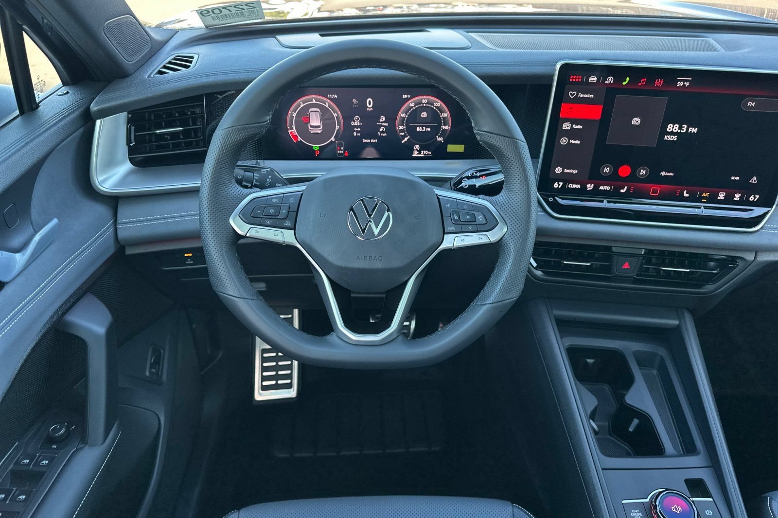 New 2026 Volkswagen Tiguan SE R-Line FWD image 12