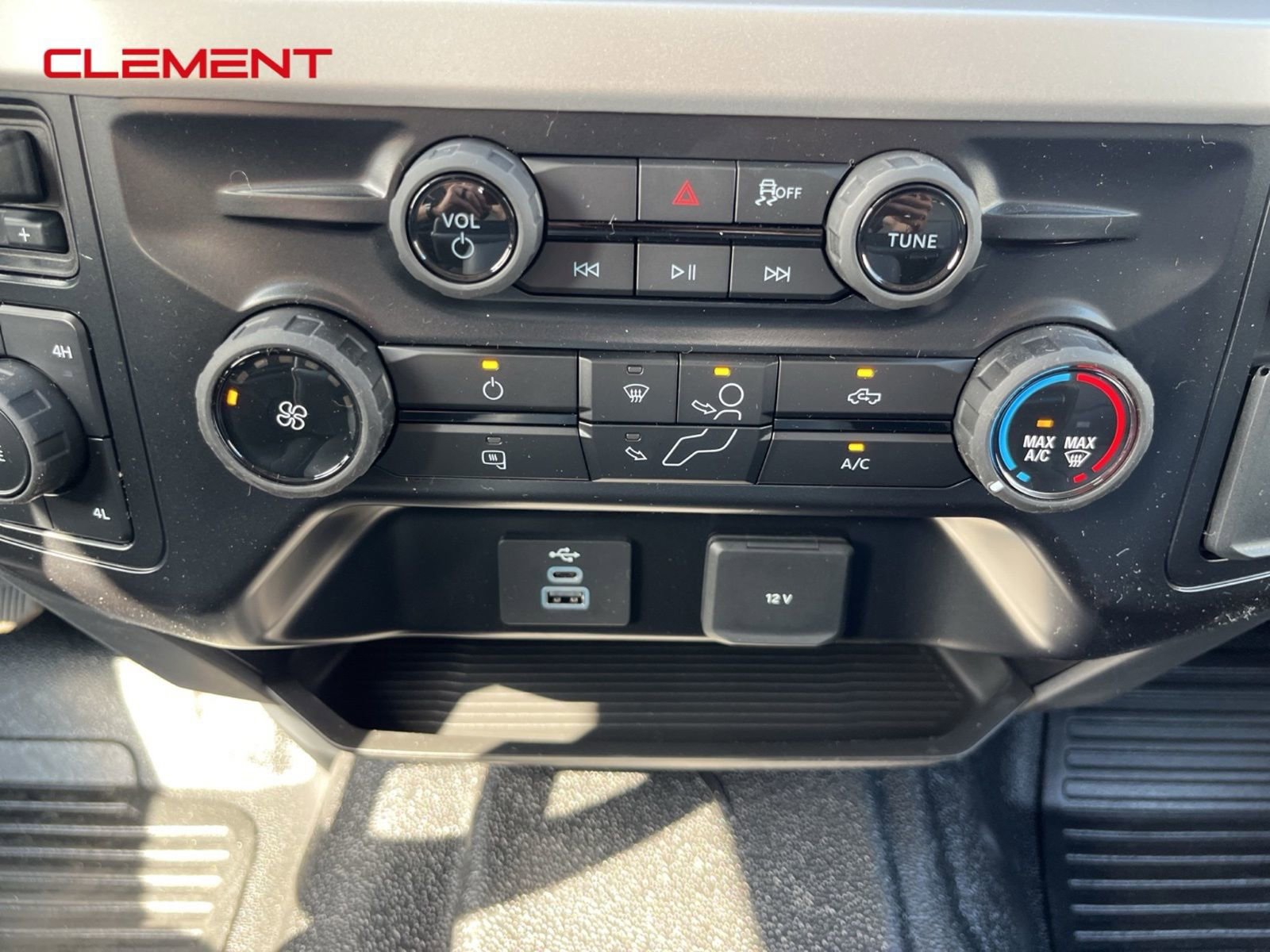 New 2026 Ford F550 4x4 Crew Cab image 13