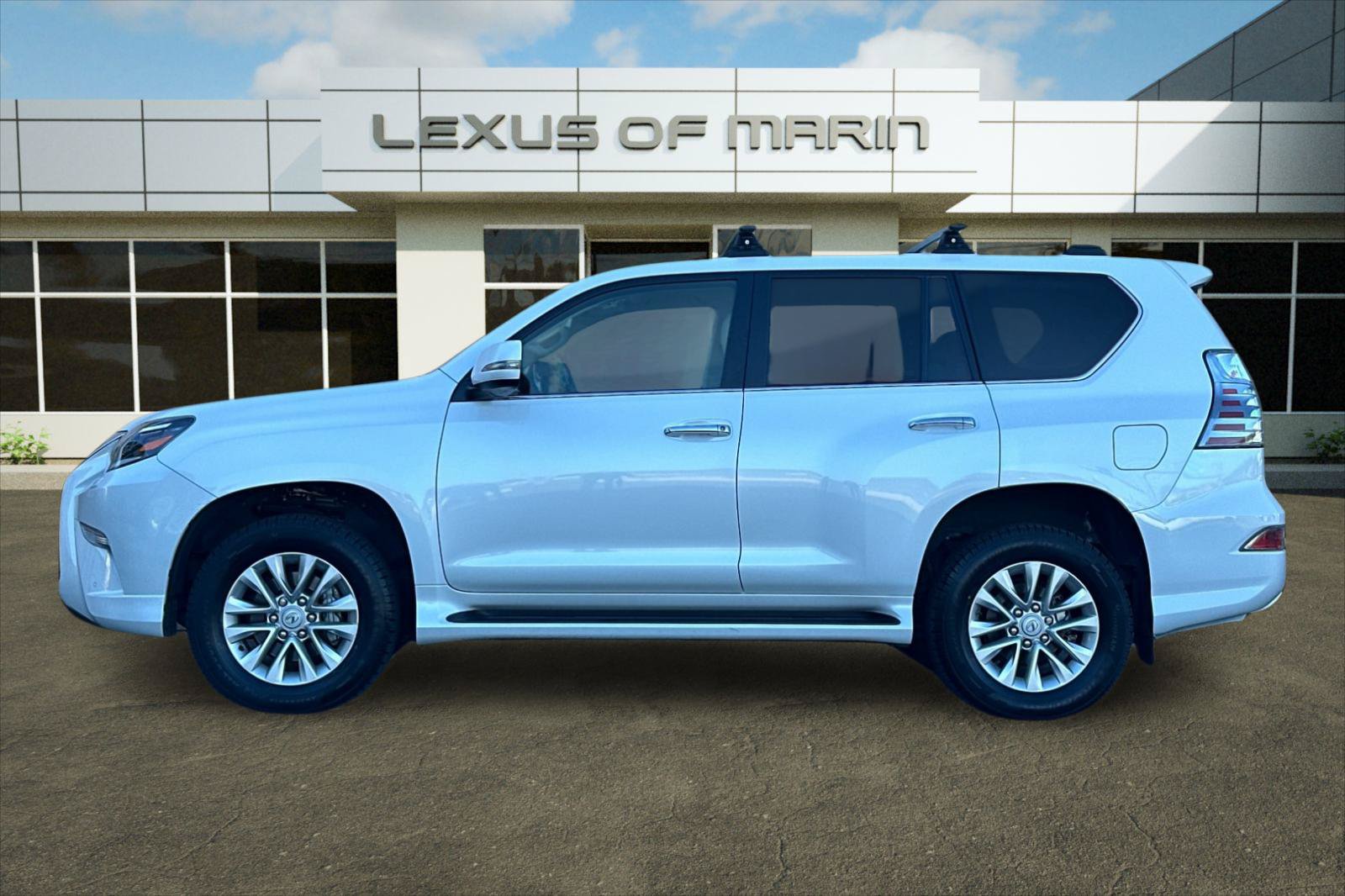 Used 2022 Lexus GX 460 Luxury w/ Off Road Package AWD/4WD image 2