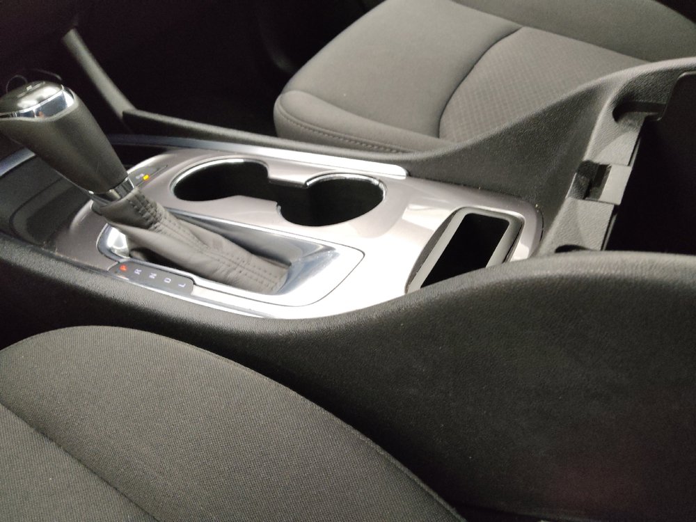 Used 2020 Chevrolet Malibu LT FWD image 26