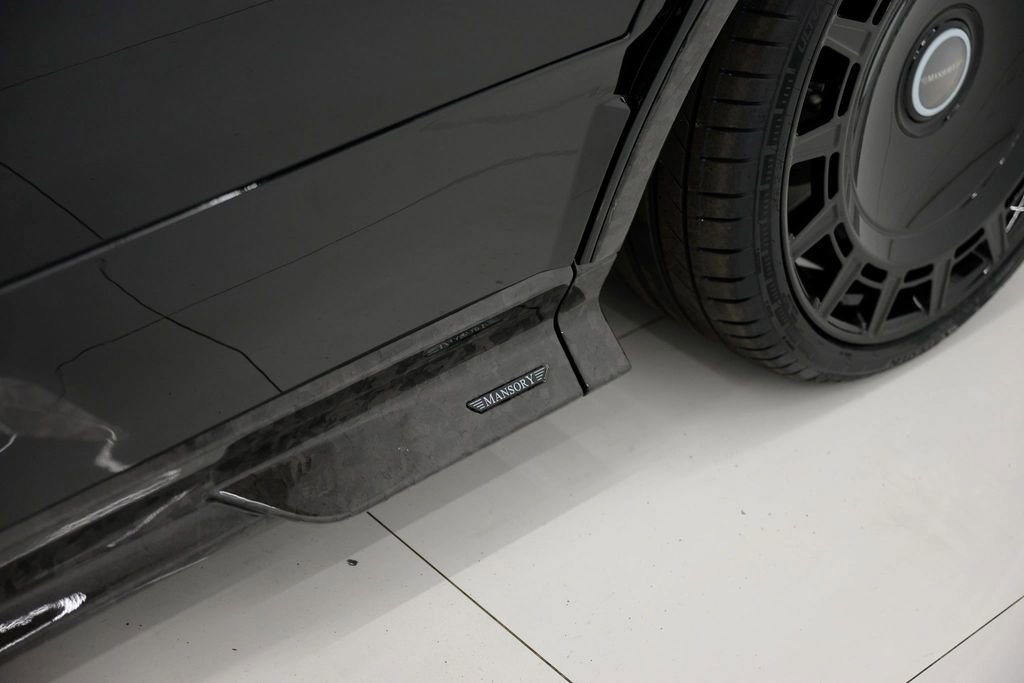 Used 2025 Rolls-Royce Cullinan image 17