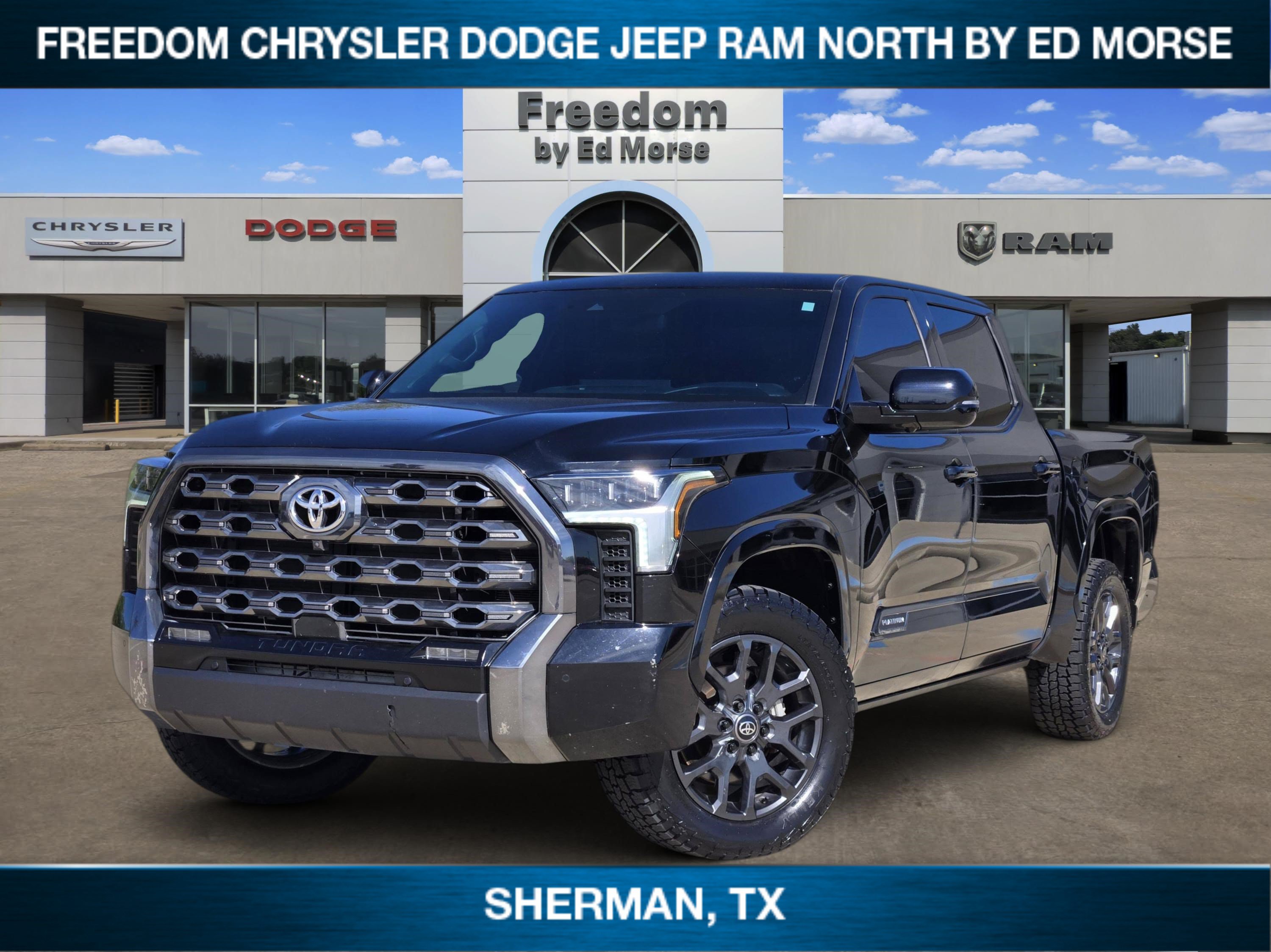 Used 2025 Toyota Tundra Platinum AWD/4WD image 1