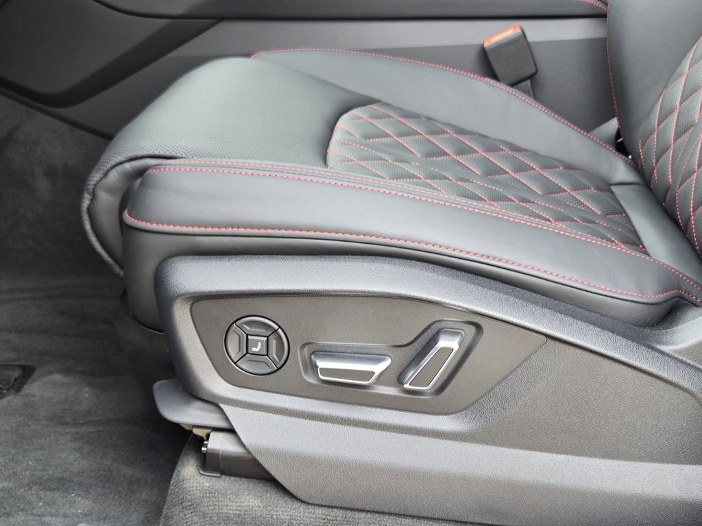 New 2026 Audi SQ8 Prestige image 28