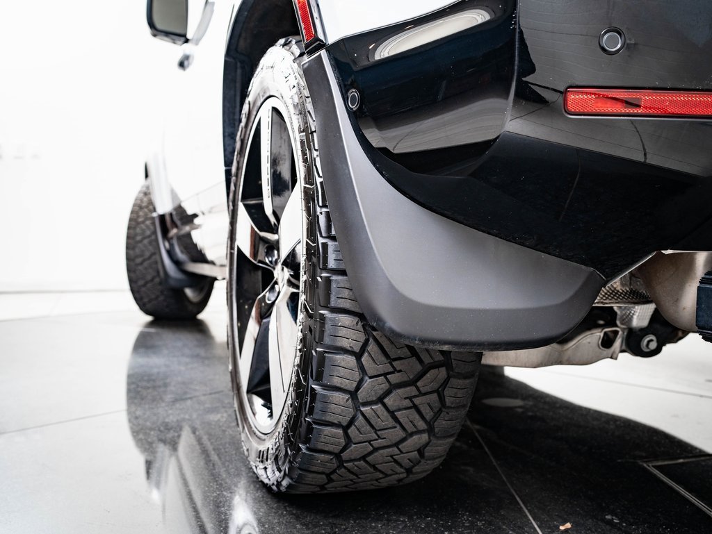 Used 2023 Land Rover Defender 110 X-Dynamic SE image 55