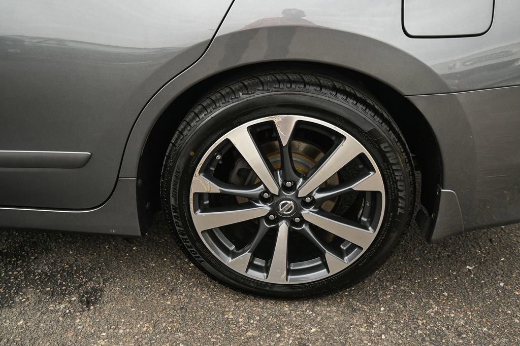 Used 2016 Nissan Altima 2.5 SR image 13