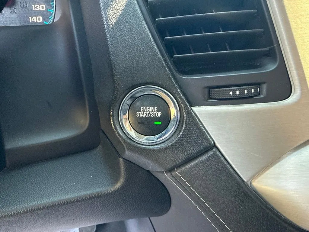 Used 2020 GMC Yukon Denali AWD/4WD image 21