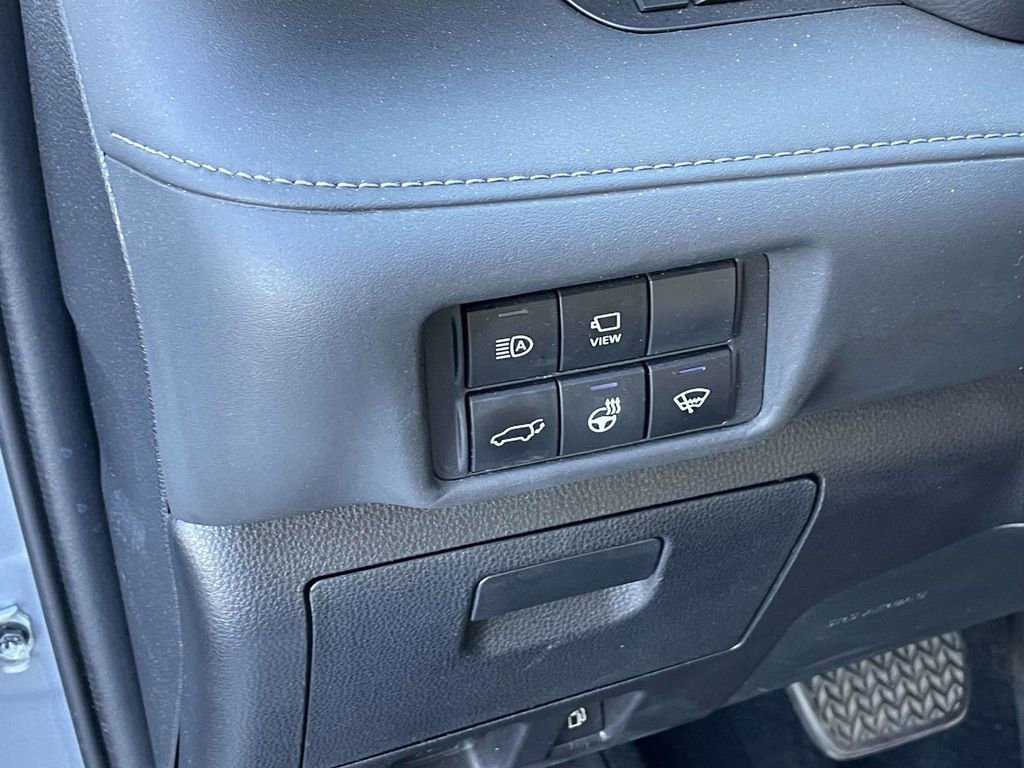 Used 2022 Toyota Highlander Platinum image 26