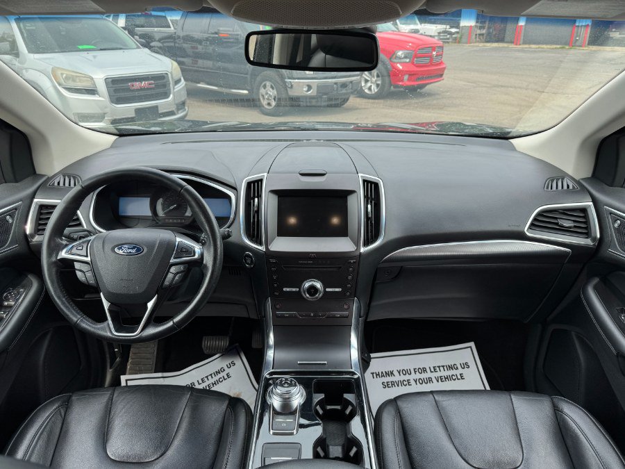 Used 2019 Ford Edge Titanium AWD/4WD image 21