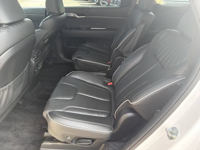 Used 2024 Hyundai Palisade Limited FWD image 24
