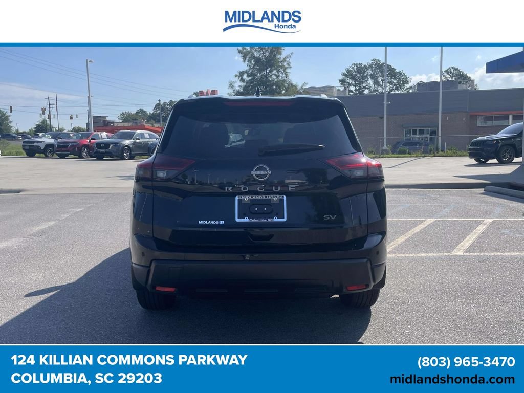 Used 2024 Nissan Rogue SV w/ SV Premium Package FWD image 5