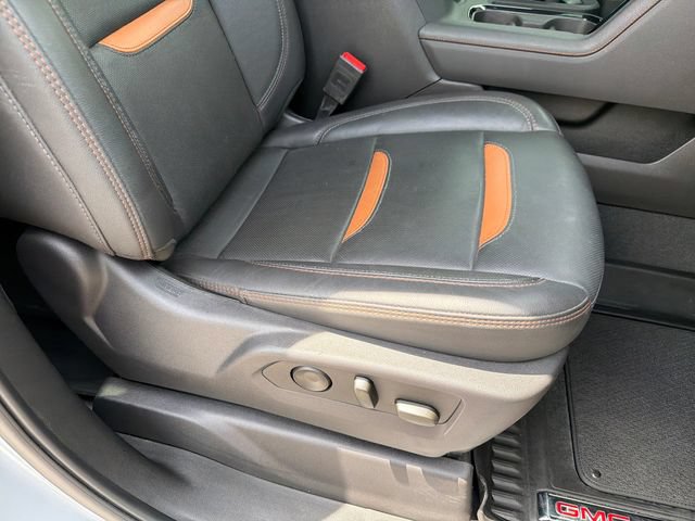 Used 2025 GMC Sierra 1500 AT4 w/ AT4 Premium Package AWD/4WD image 27