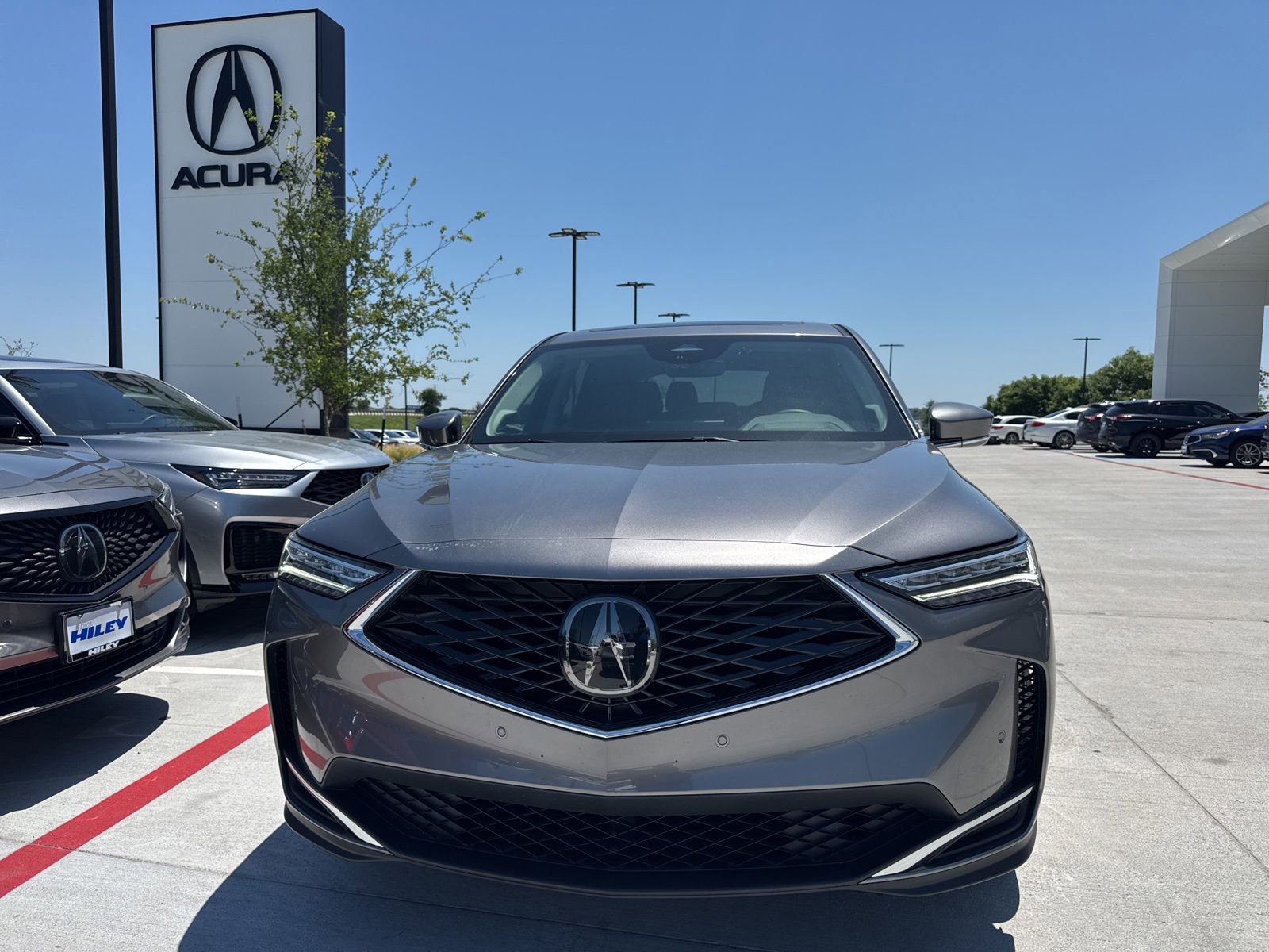 Used 2026 Acura MDX SH-AWD w/ Technology Package image 2