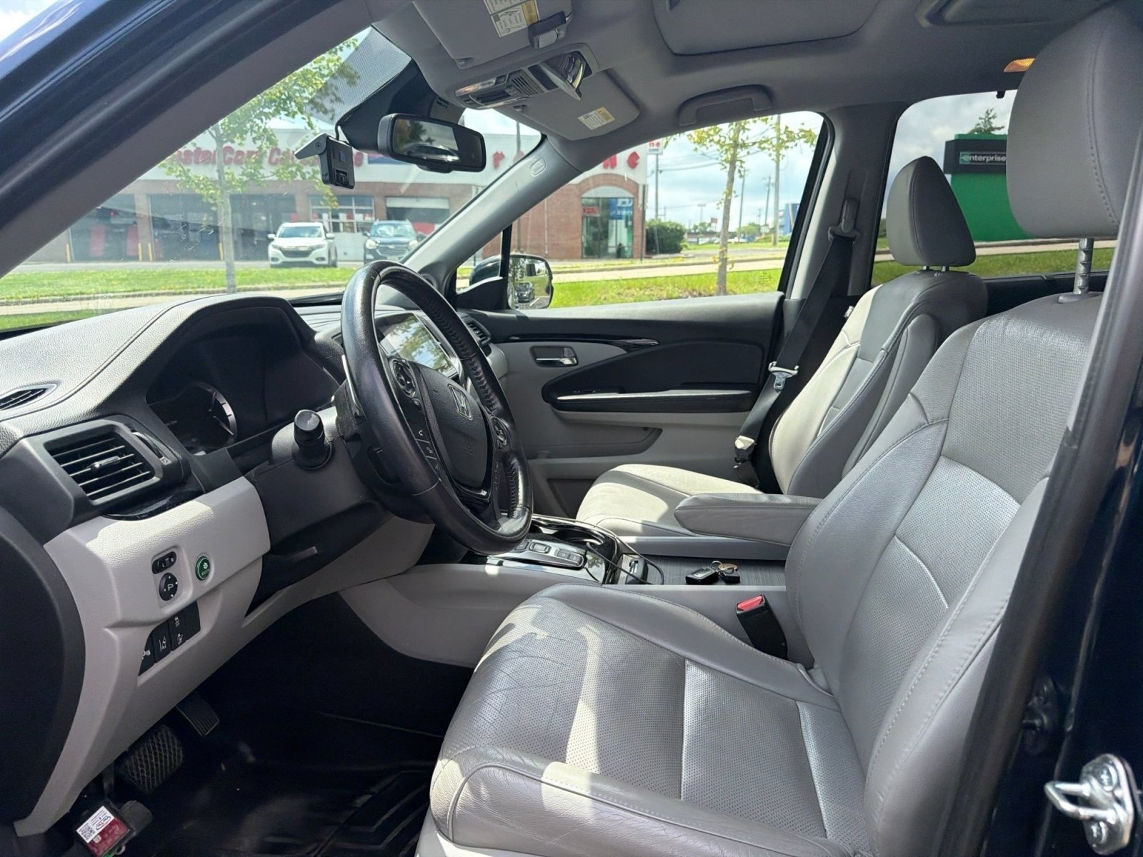 Used 2018 Honda Pilot Elite image 21