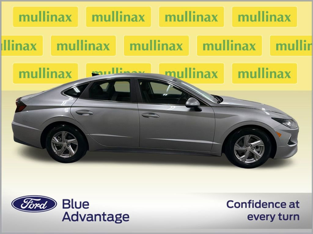 Used 2021 Hyundai Sonata SE FWD image 2
