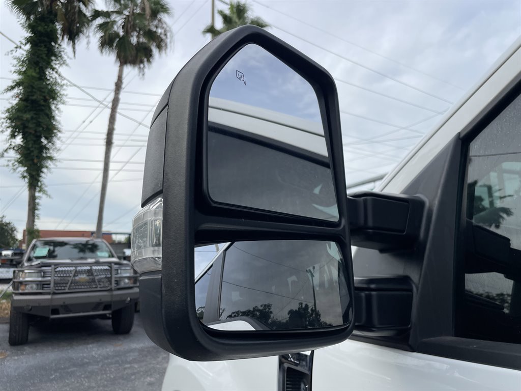 Used 2022 Ford F350 XL w/ Power Equipment Group image 32