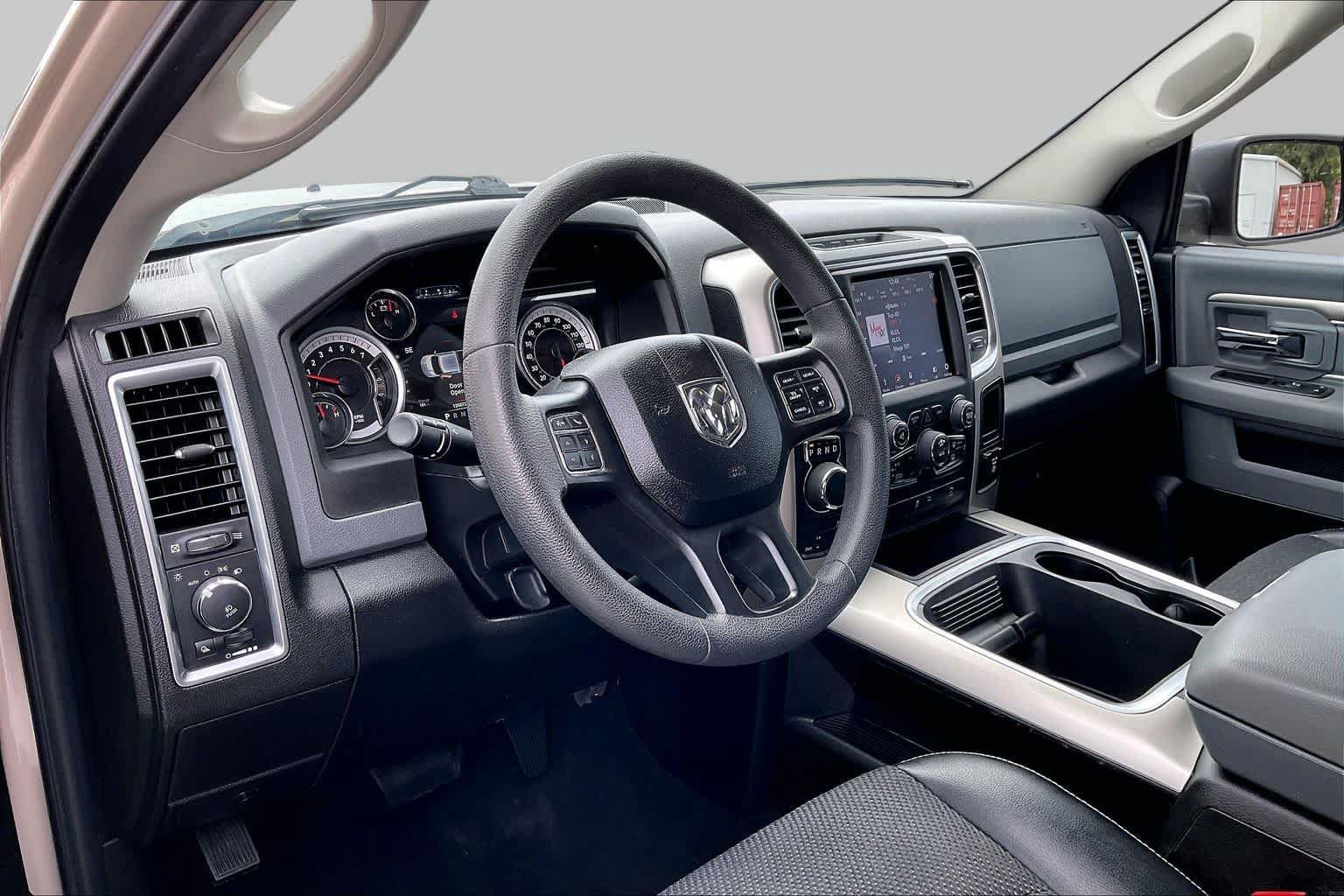 Used 2019 RAM 1500 Warlock w/ Electronics Group AWD/4WD image 18
