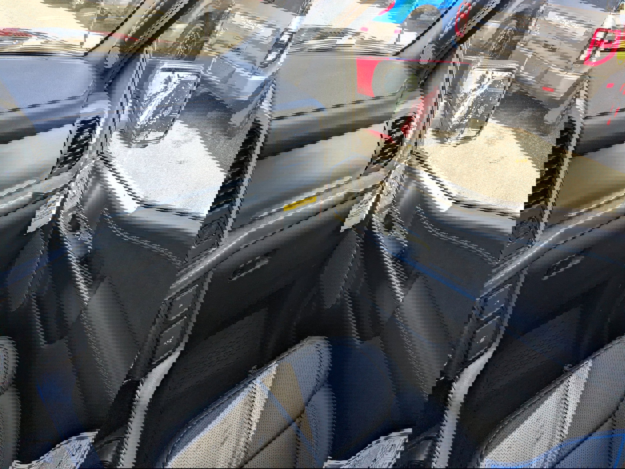 New 2025 Ford F150 Platinum w/ FX4 Off-Road Package image 39