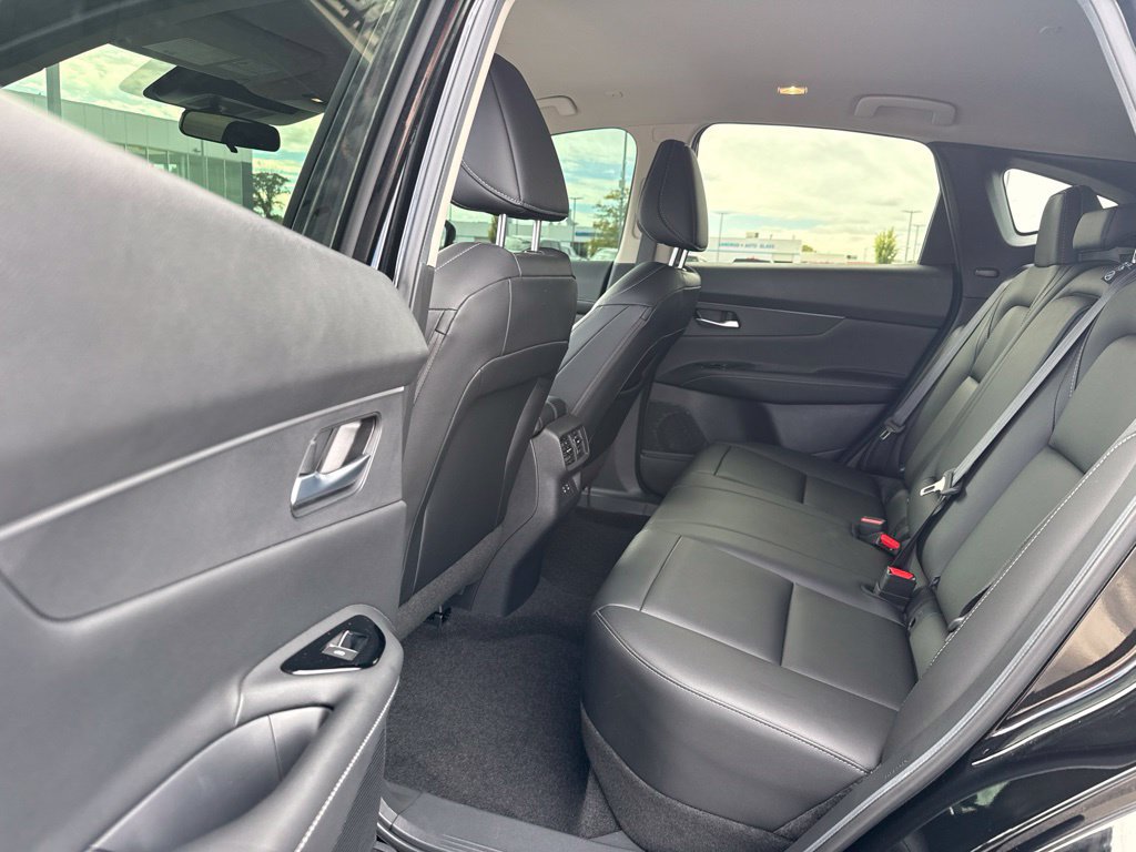 Certified 2025 Nissan Murano SV AWD/4WD image 24