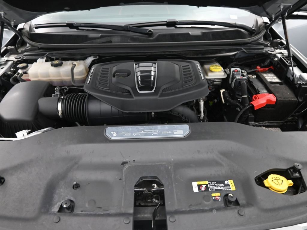 Used 2023 Jeep Grand Wagoneer Series III image 24