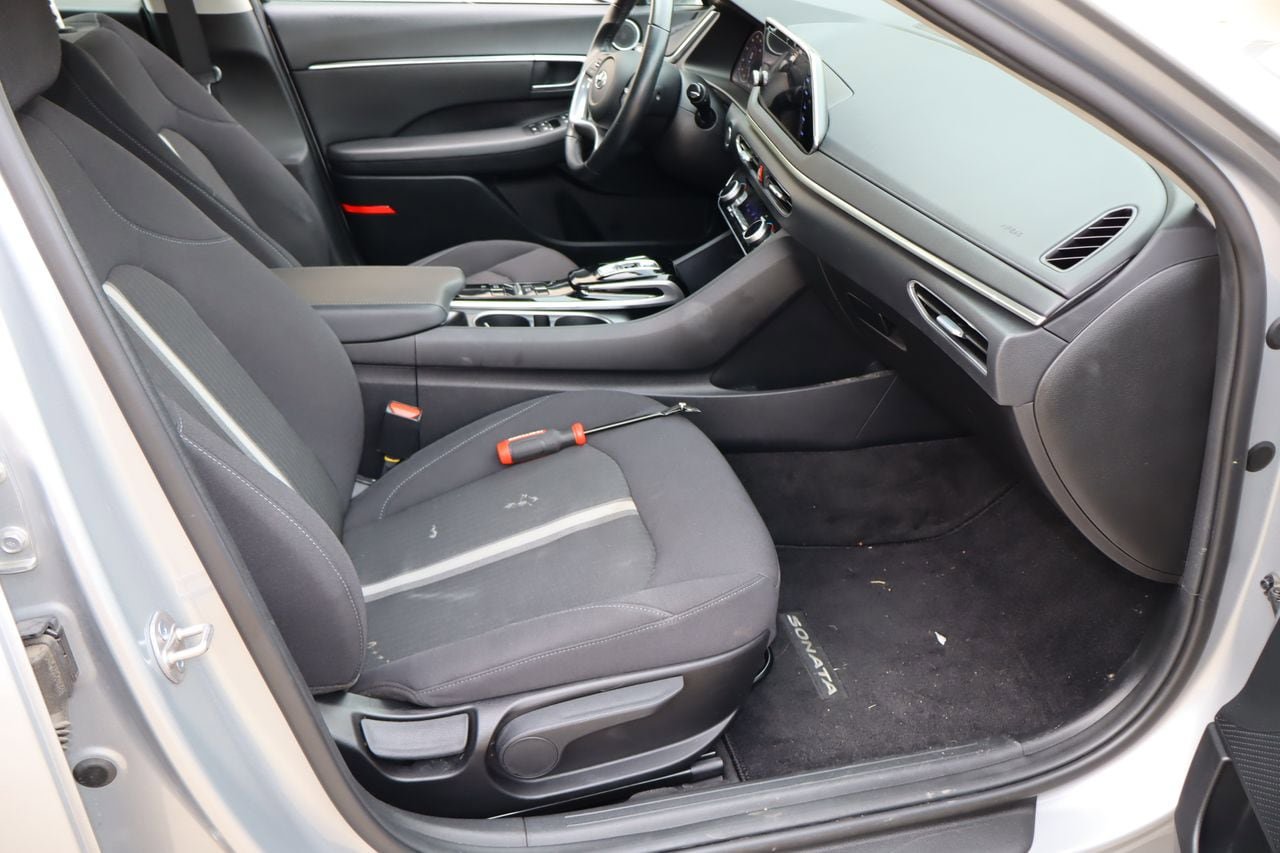 Used 2023 Hyundai Sonata SEL w/ Convenience Package FWD image 16