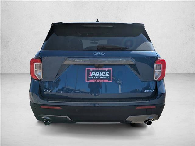 Used 2023 Ford Explorer XLT w/ Equipment Group 202A AWD/4WD image 7