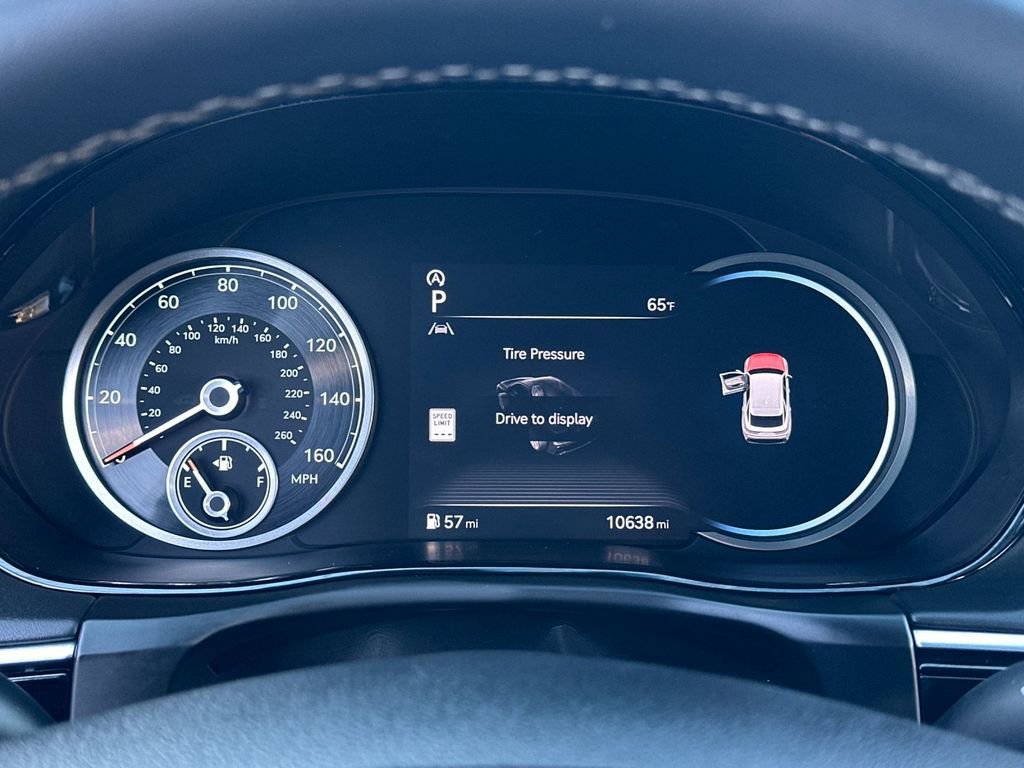 Used 2024 Genesis GV70 2.5T w/ Select Package image 25