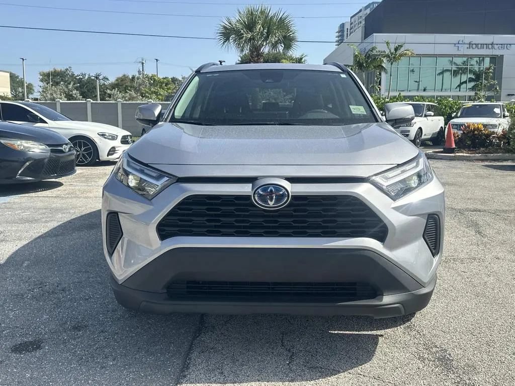 Used 2024 Toyota RAV4 XLE w/ Convenience Package AWD/4WD image 3