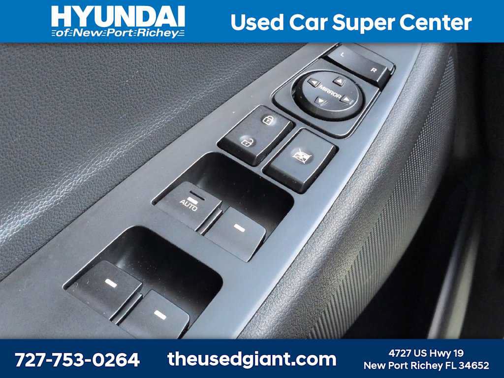 Used 2019 Hyundai Tucson Value FWD image 23