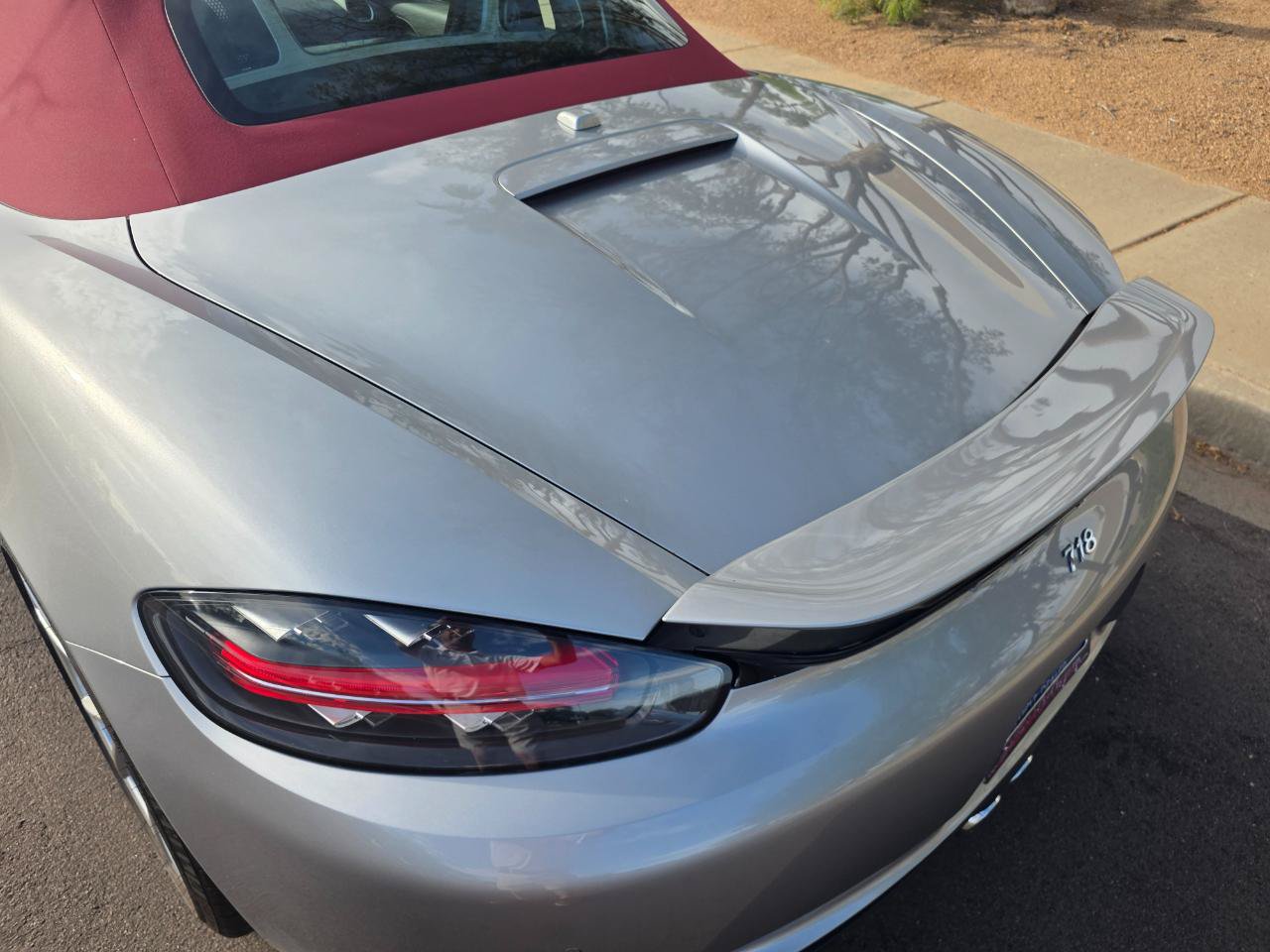 Used 2019 Porsche 718 Boxster RWD image 17