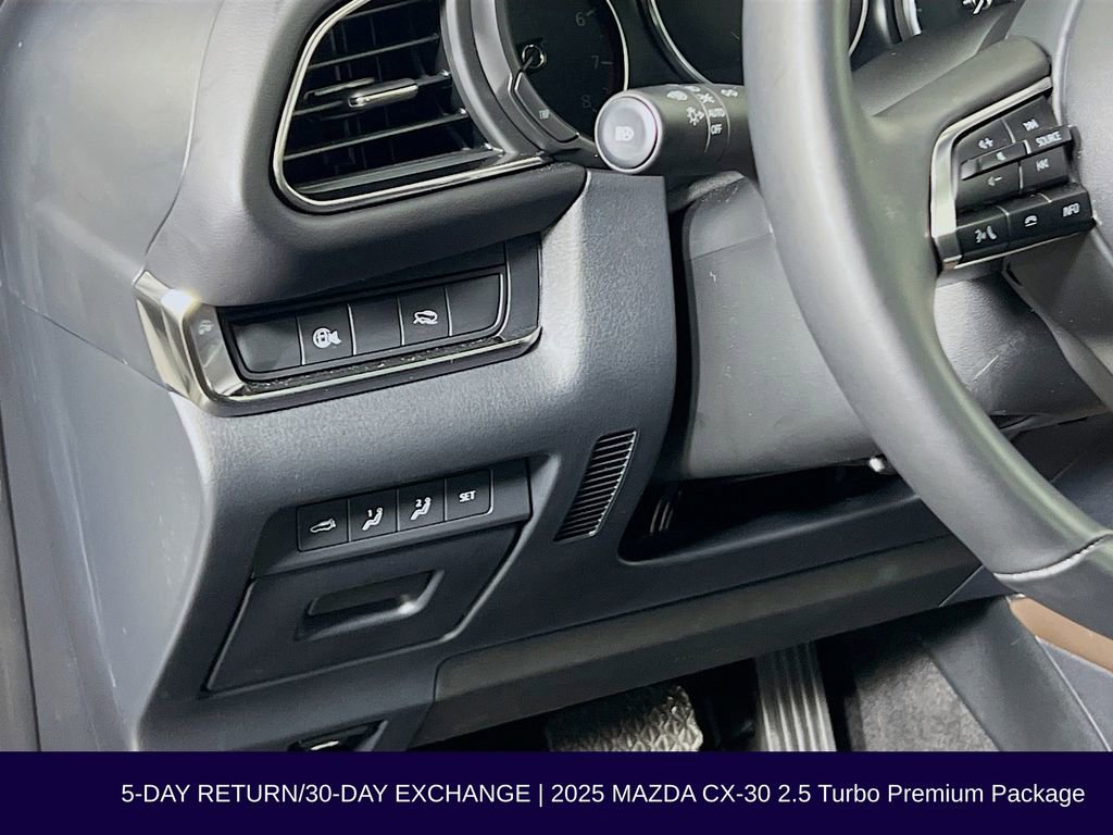 Used 2025 MAZDA CX-30 2.5 Turbo w/ Premium Package image 12