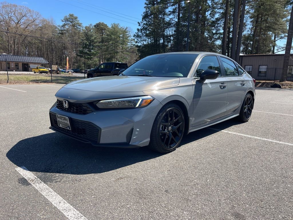 Used 2025 Honda Civic Sport image 2