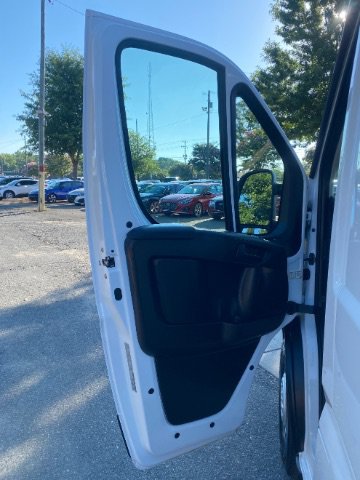 Used 2026 RAM ProMaster 2500 w/ Convenience Group FWD image 15