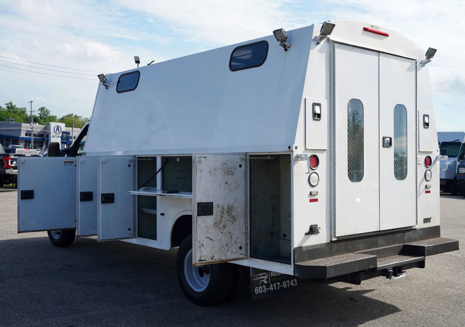 Used 2016 Ford E-450 and Econoline 450 Super Duty w/ Power Windows & Locks Group RWD image 25