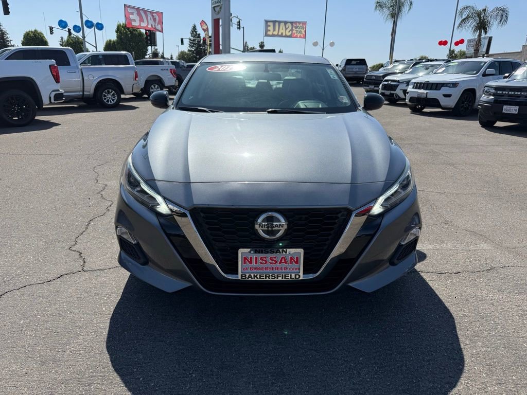 Used 2019 Nissan Altima 2.5 SR FWD image 2