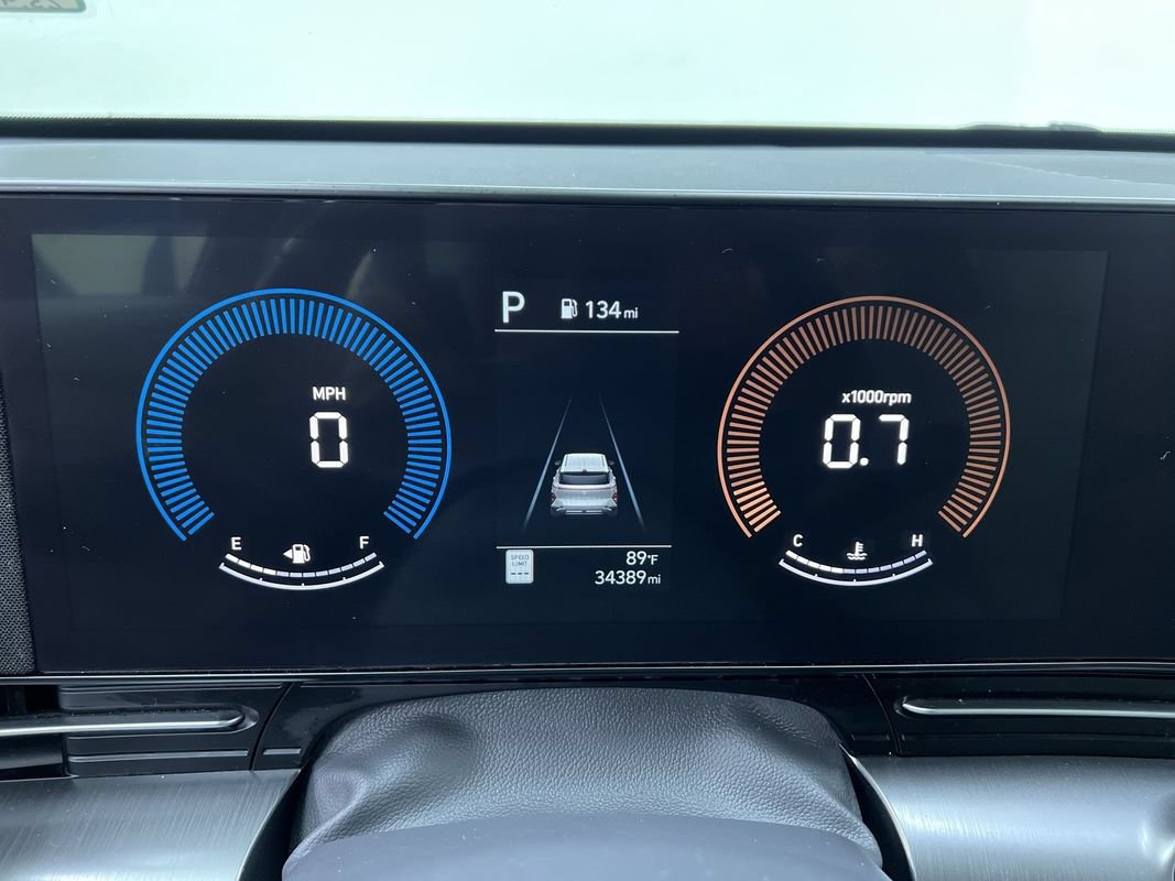 Used 2025 Hyundai Kona SEL FWD image 17