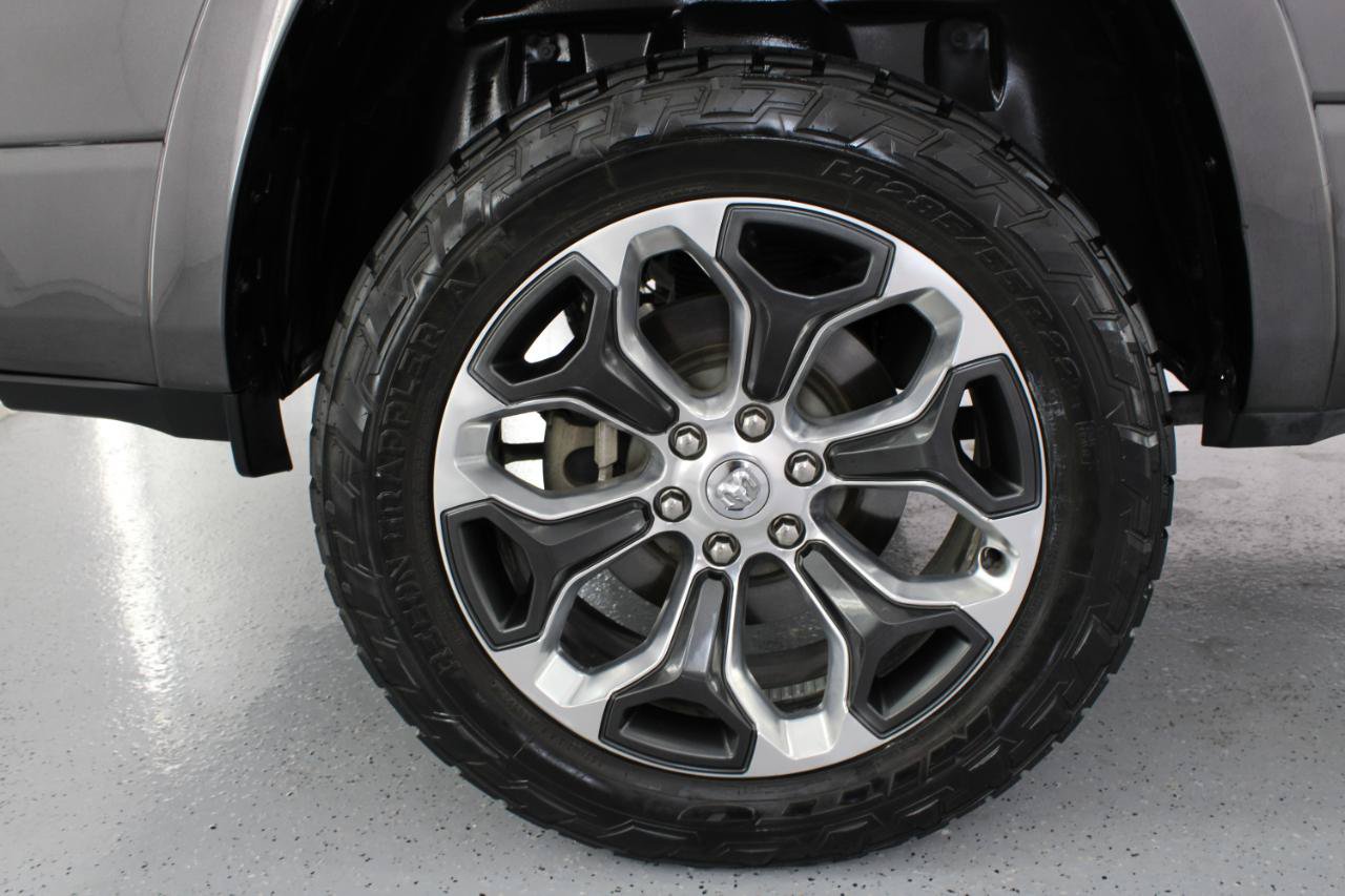 Used 2019 RAM 1500 Limited w/ Advanced Safety Group AWD/4WD image 85
