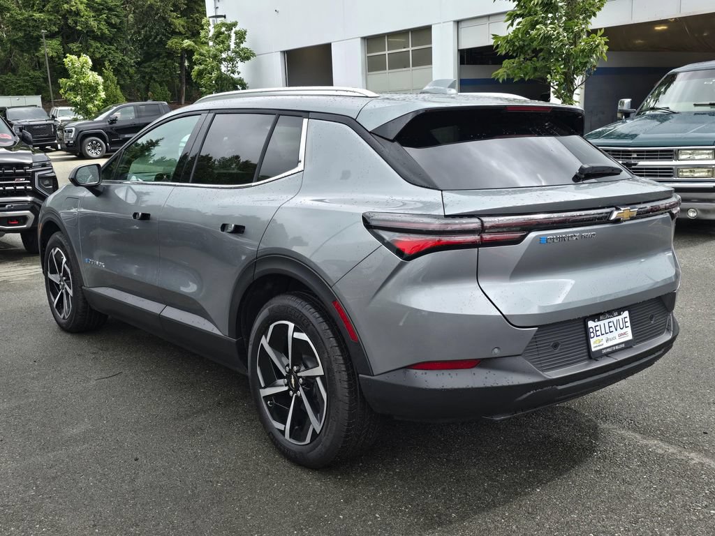 New 2026 Chevrolet Equinox EV LT AWD/4WD image 2