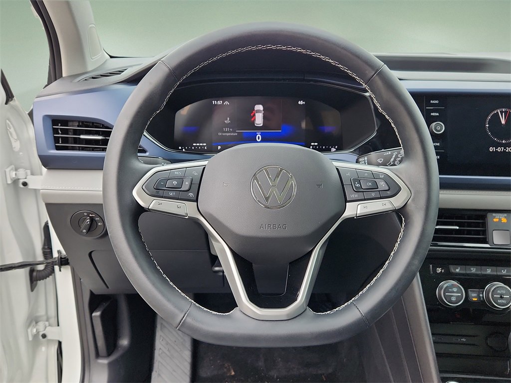 Used 2024 Volkswagen Taos SE w/ Panoramic Sunroof Package image 20