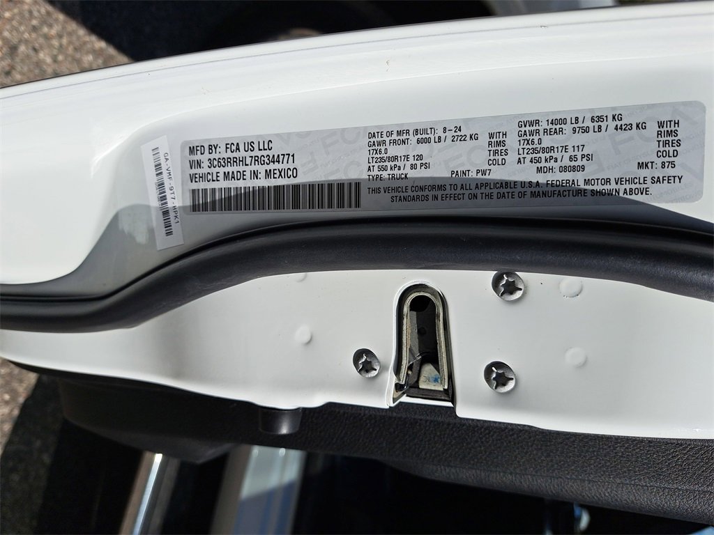 Used 2024 RAM 3500 Big Horn image 35