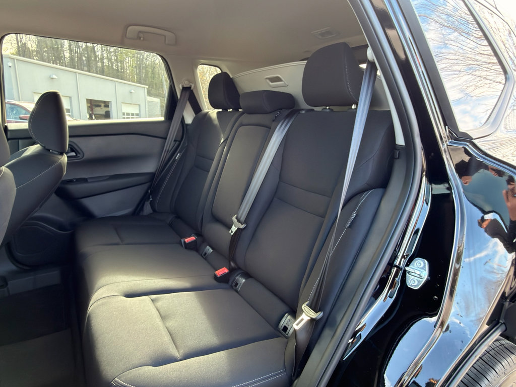 New 2026 Nissan Rogue S image 45