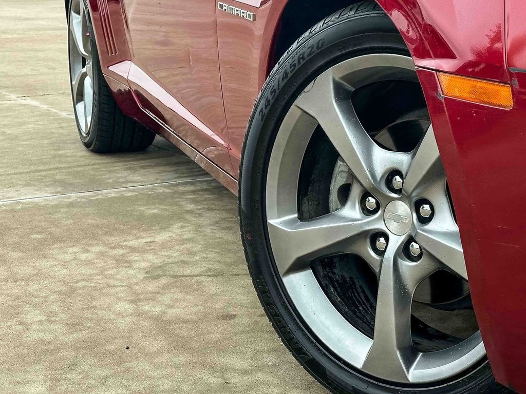 Used 2013 Chevrolet Camaro LT w/ RS Package RWD image 9