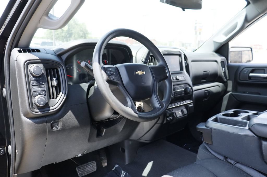 Used 2021 Chevrolet Silverado 1500 Custom AWD/4WD image 3