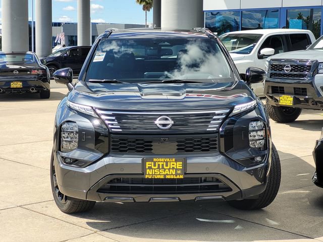 New 2026 Nissan Rogue Platinum image 2