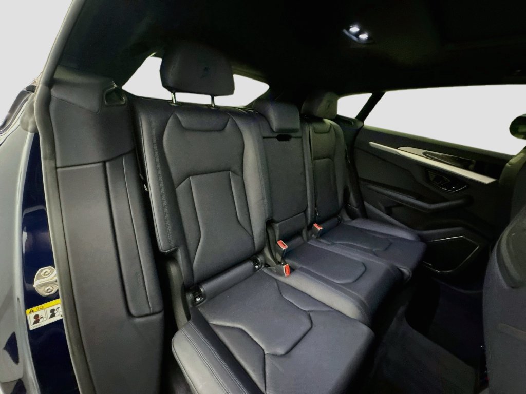 Used 2025 Lamborghini Urus S AWD/4WD image 30
