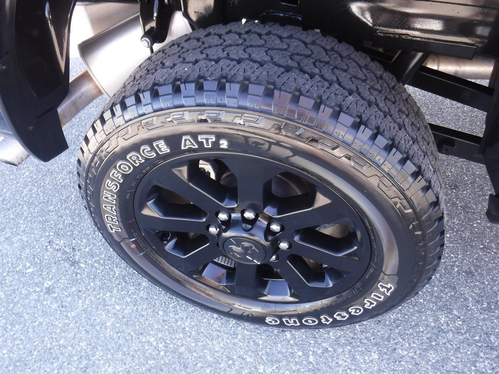 Used 2024 RAM 2500 Big Horn w/ Night Edition image 4